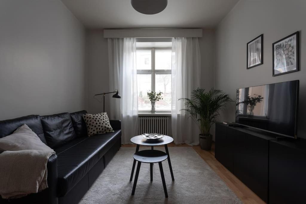 Kodikas Huoneisto Helsingin Keskustassa Apartment Helsinki Bagian luar foto